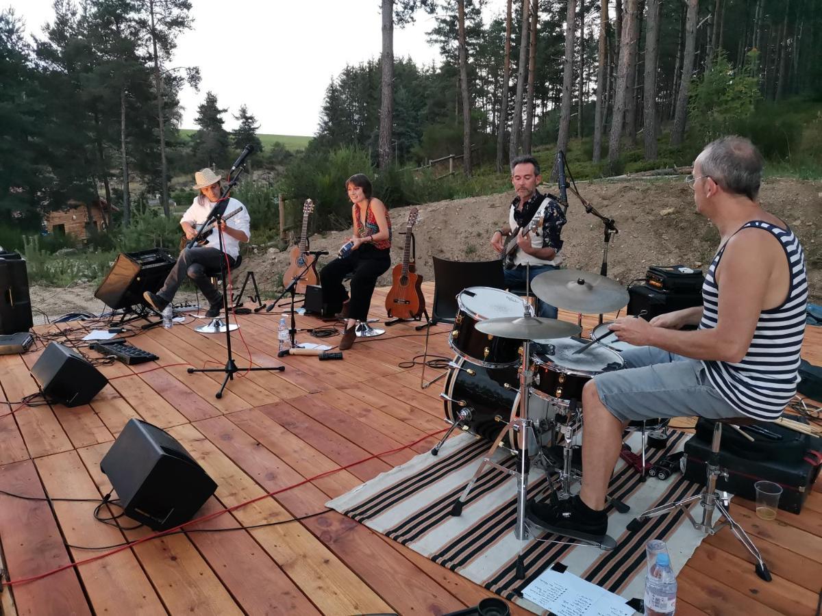 Les Chalets Du Haut-Forez Usson-en-Forez Экстерьер фото