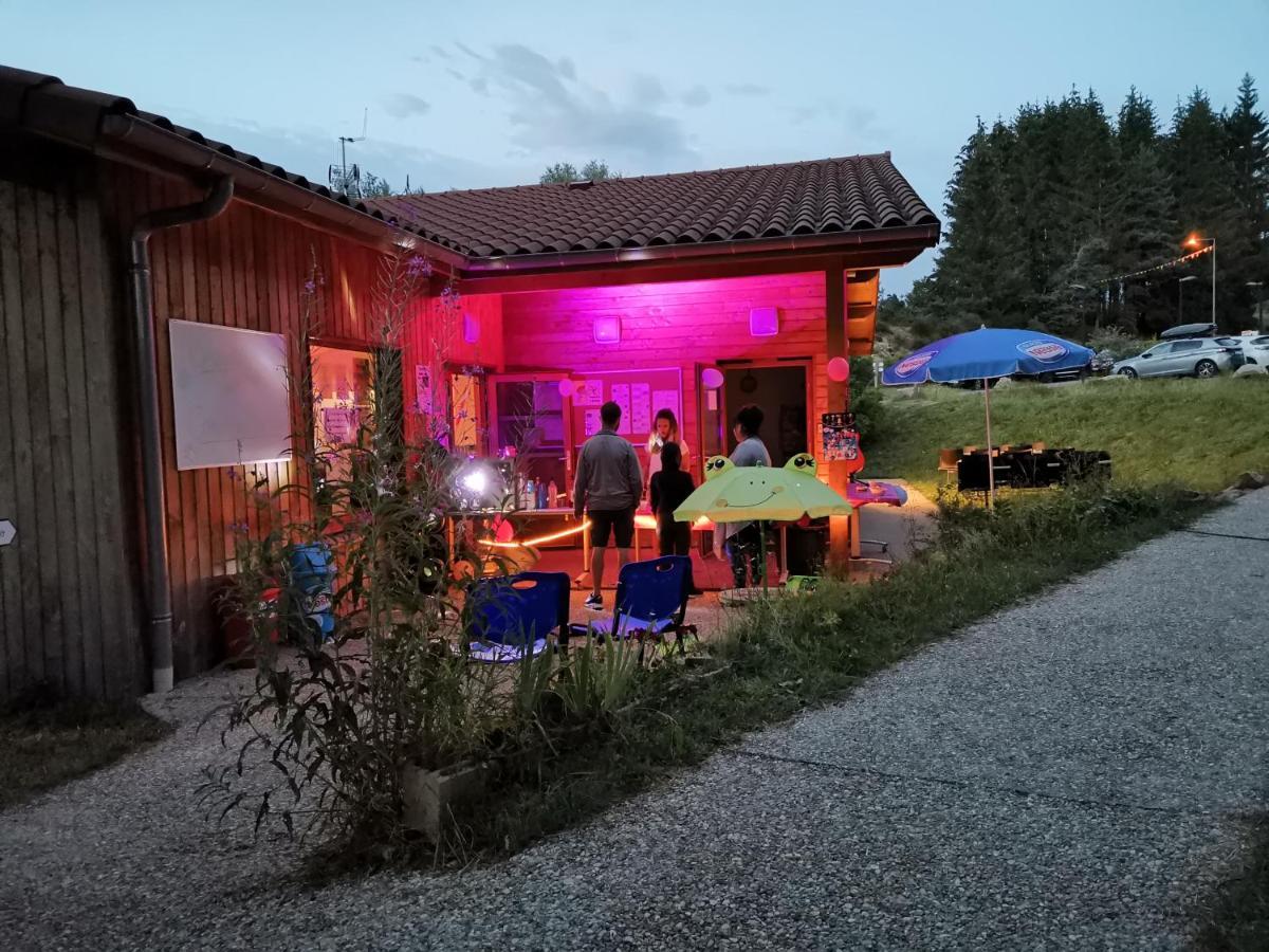 Les Chalets Du Haut-Forez Usson-en-Forez Экстерьер фото